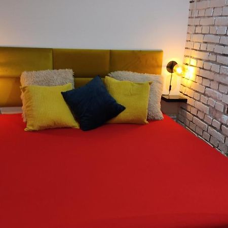 קרקוב Cosy Dungeon Double Room With Ac מראה חיצוני תמונה