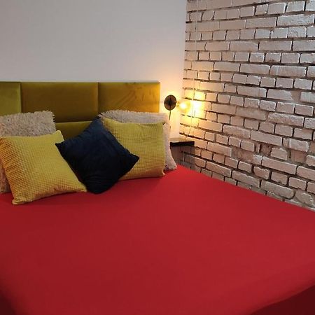 קרקוב Cosy Dungeon Double Room With Ac מראה חיצוני תמונה