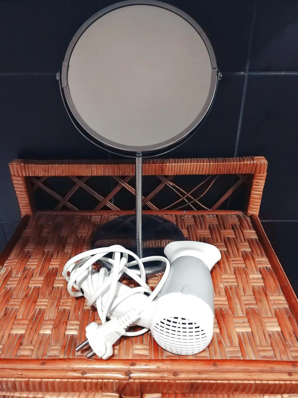 קרקוב Cosy Dungeon Double Room With Ac מראה חיצוני תמונה